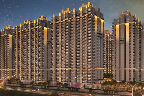 ashtech sector 12 greater noida